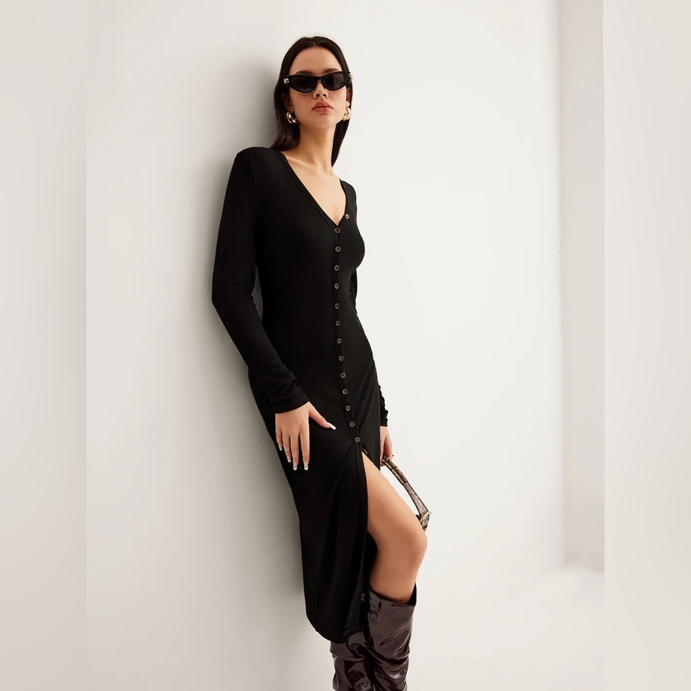V-Neck Button Slim Long Dress - Picture 4 of 12
